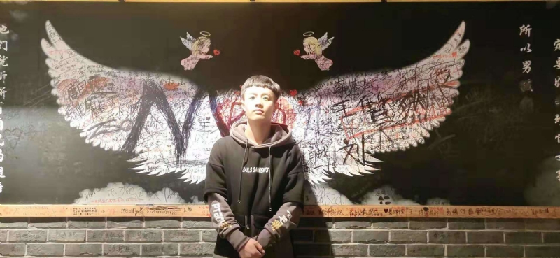 水彩画师的第一张照片--宜昌相亲服务中心