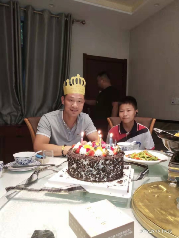 孤独的狼的第一张照片--宜昌相亲服务中心