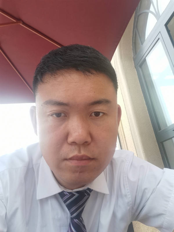 小龙哥的第一张照片--宜昌相亲服务中心