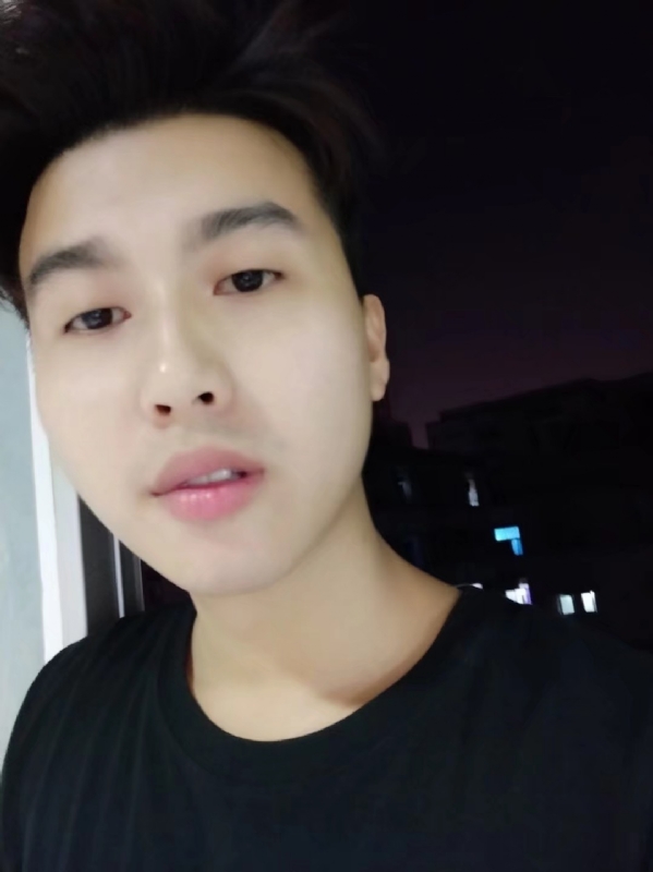 皮特王的第二张照片--宜昌相亲服务中心