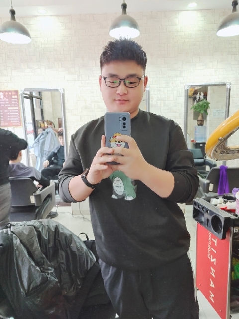 不吃香菜的第二张照片--宜昌相亲服务中心