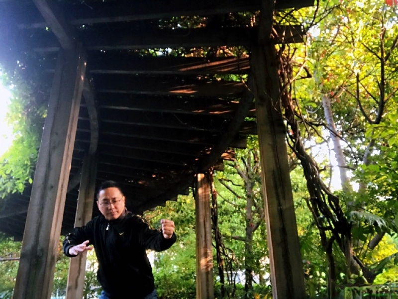 自故深情好受伤的第二张照片--宜昌相亲服务中心