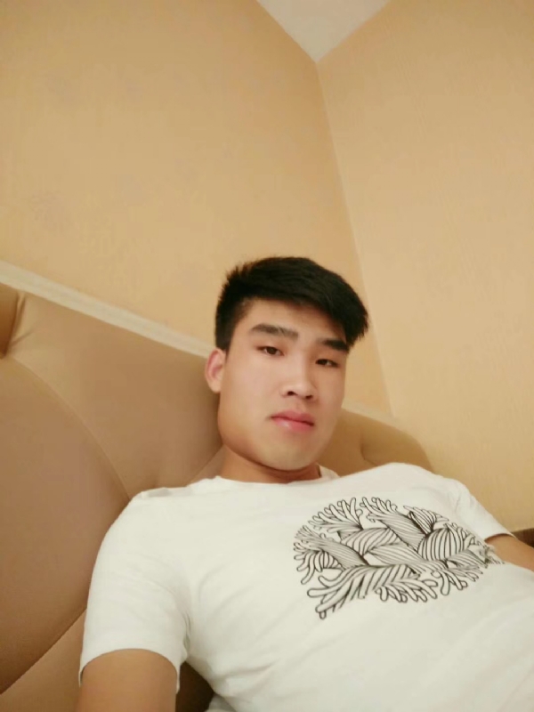 谁不曾孤单上路的第二张照片--宜昌相亲服务中心