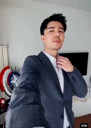 孤獨一郎的第一张照片--宜昌相亲服务中心