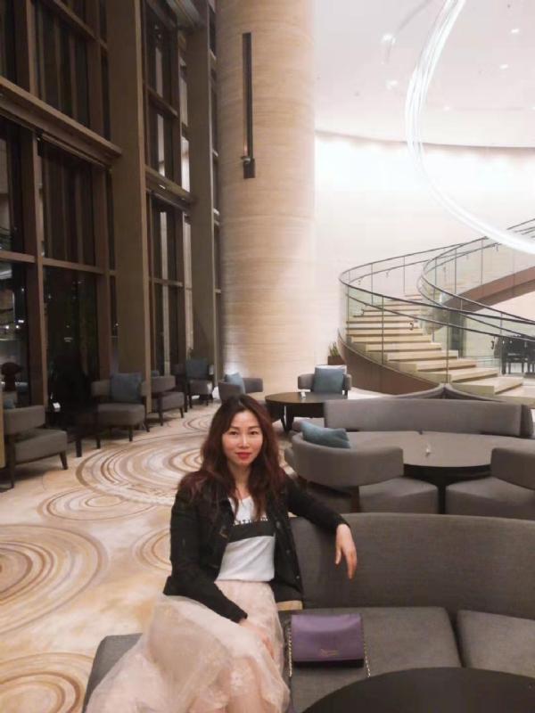 Ada的第一张照片--宜昌相亲服务中心