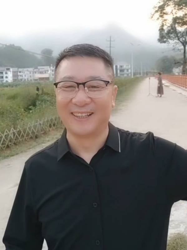 在這裡等你的第二张照片--宜昌相亲服务中心