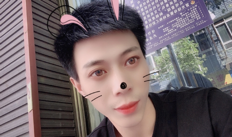 酒伴你的第一张照片--宜昌相亲服务中心