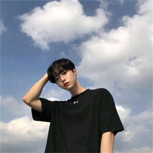 不忘初心的第一张照片--宜昌相亲服务中心