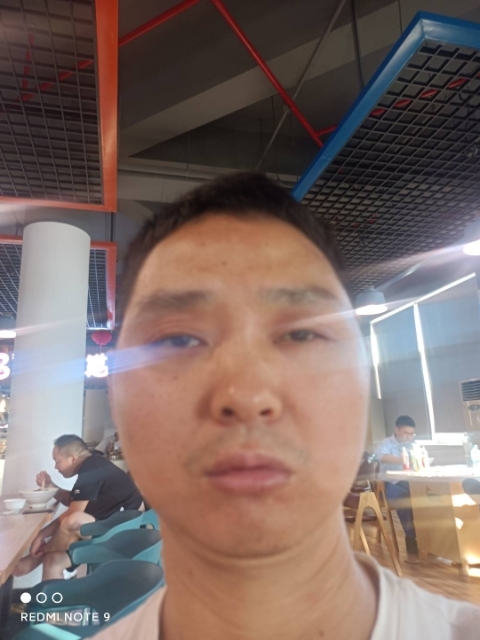 专情、互爱的第二张照片--宜昌相亲服务中心