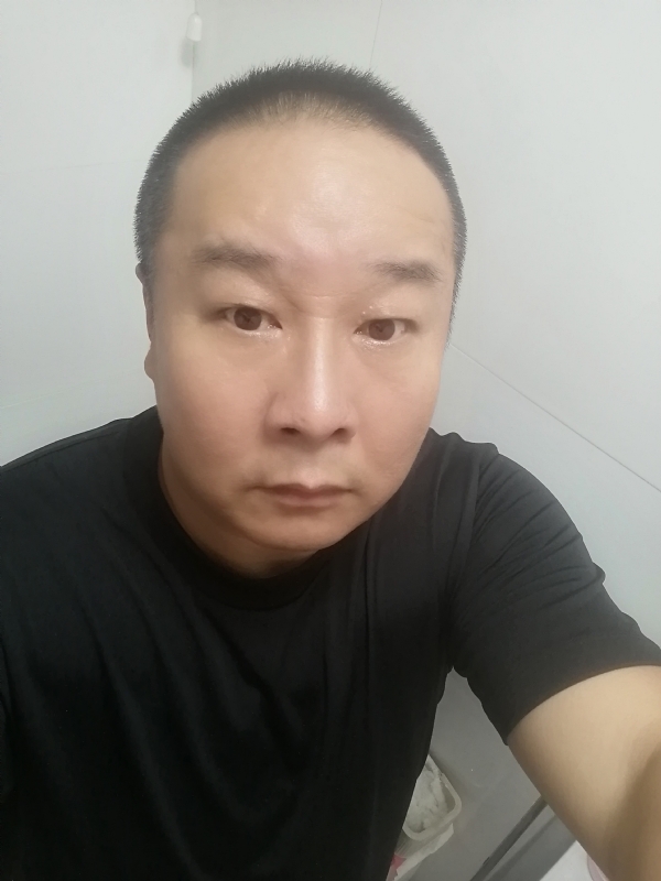 一束光的第一张照片--宜昌相亲服务中心