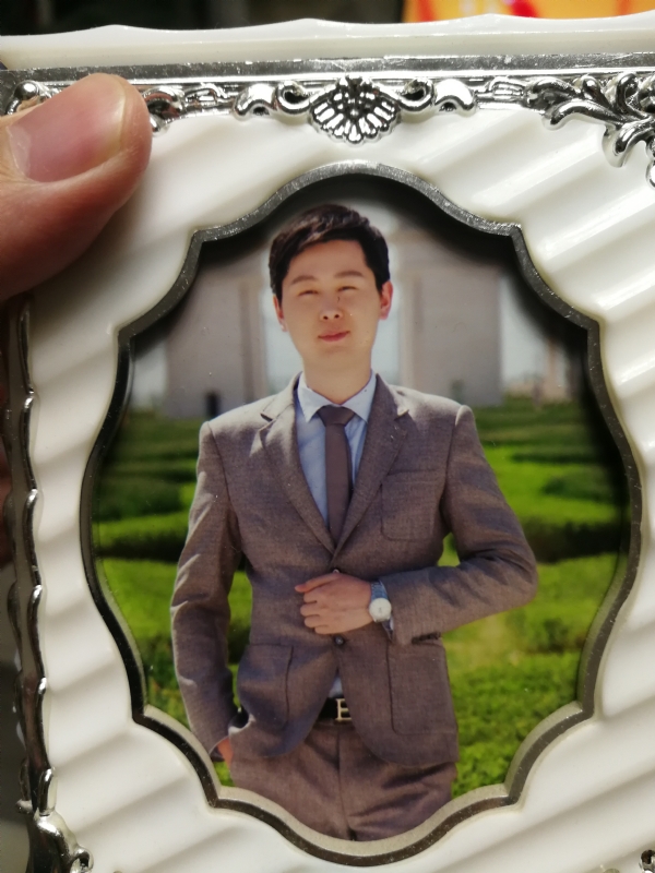 蓝色经典的第一张照片--宜昌相亲服务中心