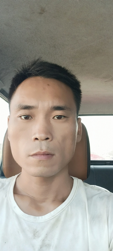 石头的第一张照片--宜昌相亲服务中心