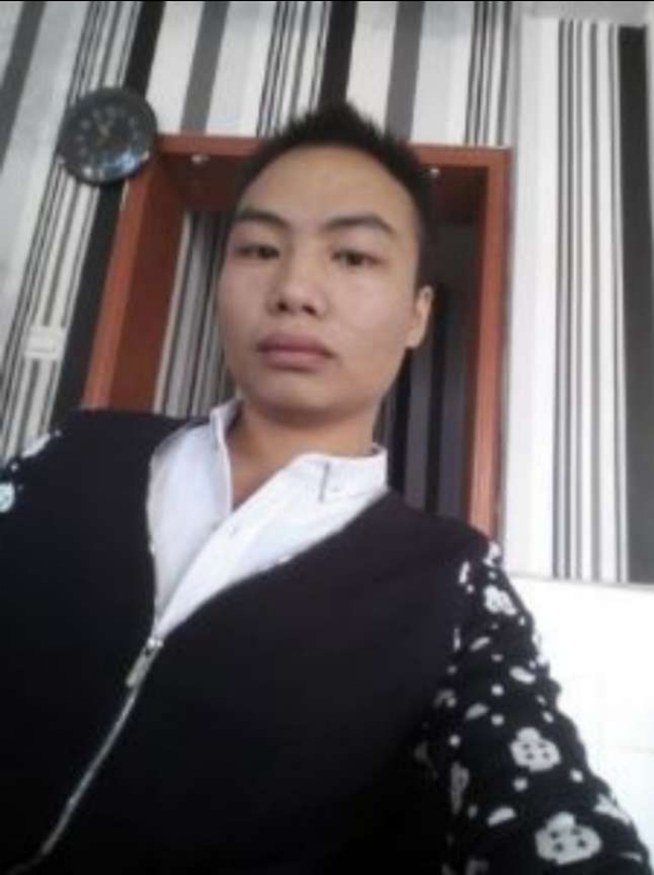 阿龙的第一张照片--宜昌相亲服务中心