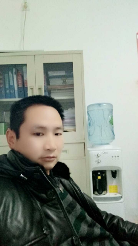 蓝色棒棒糖的第一张照片--宜昌相亲服务中心