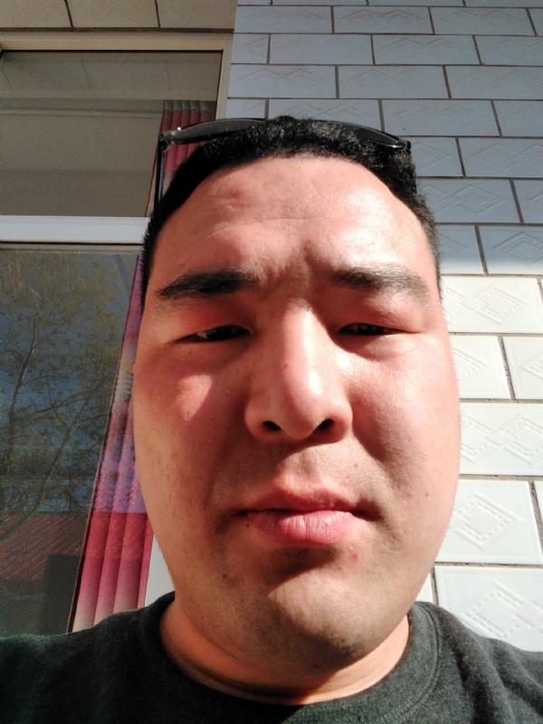 一羽垂天的第三张照片--宜昌相亲服务中心