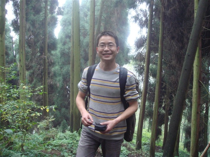 向向向的第一张照片--宜昌相亲服务中心