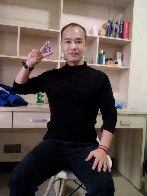 熊大与熊二的第一张照片--宜昌相亲服务中心