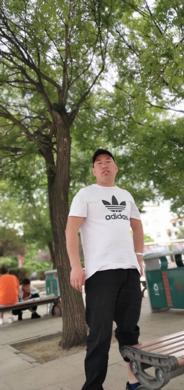 啊包g的第一张照片--宜昌相亲服务中心