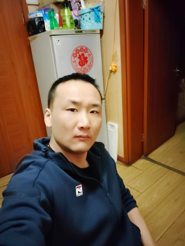 子昂的第一张照片--宜昌相亲服务中心