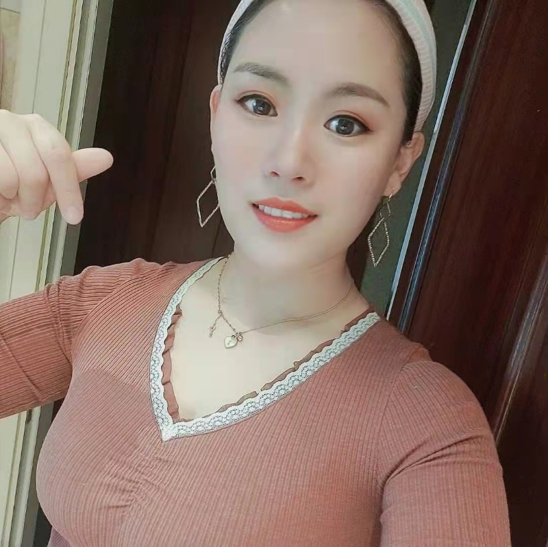 蜜&糖的第一张照片--宜昌相亲服务中心