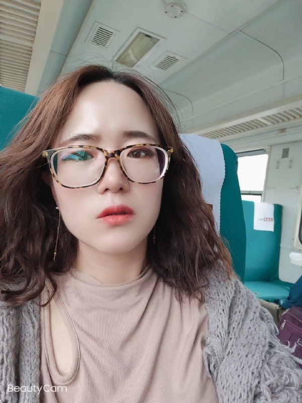 云烟成雨的第一张照片--宜昌相亲服务中心