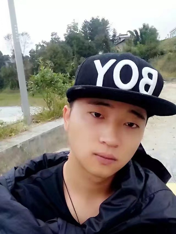 南来北往的第一张照片--宜昌相亲服务中心