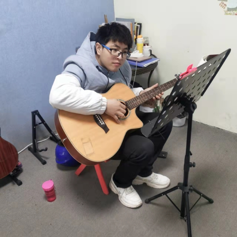 连城诀的第一张照片--宜昌相亲服务中心