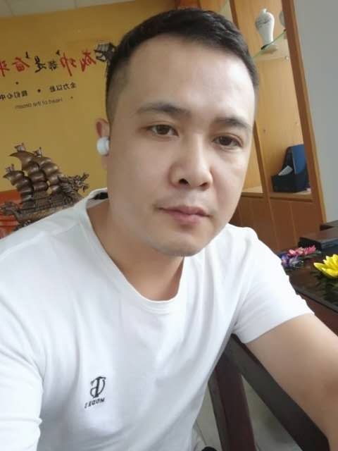 礼哥的第二张照片--宜昌相亲服务中心