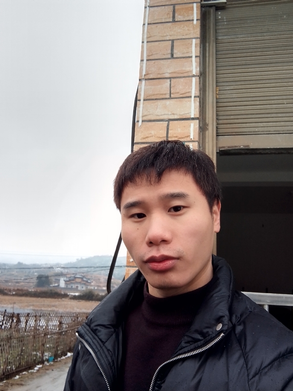 银色的羽翼的第一张照片--宜昌相亲服务中心