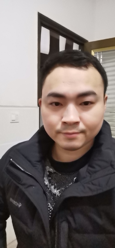 老实人的第一张照片--宜昌相亲服务中心