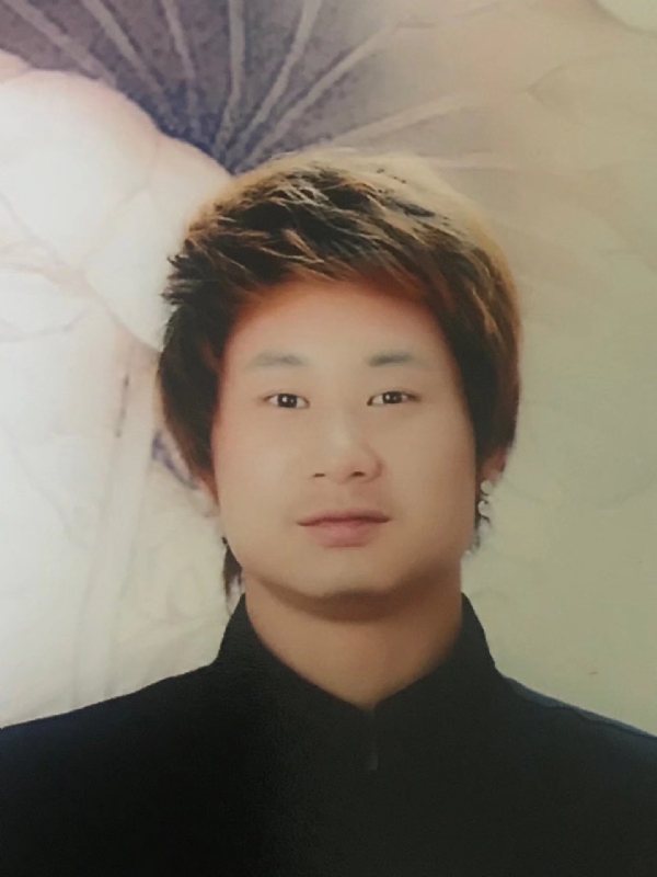 咮辛的第一张照片--宜昌相亲服务中心