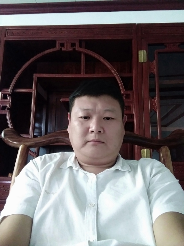 狼图腾的第一张照片--宜昌相亲服务中心