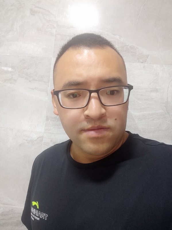 只愿得一人心的第三张照片--宜昌相亲服务中心