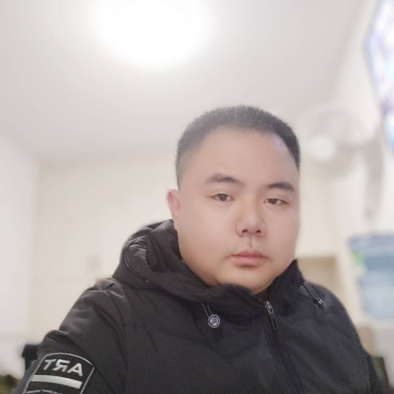 珍惜眼前人的第一张照片--宜昌相亲服务中心