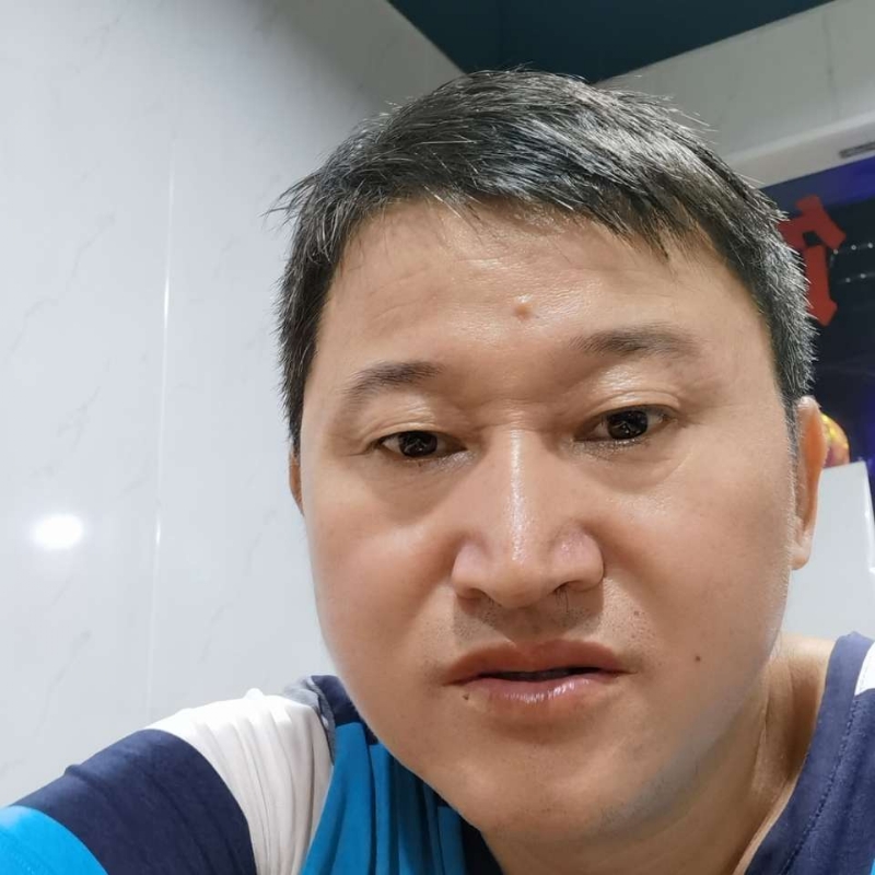 宏宏的第一张照片--宜昌相亲服务中心