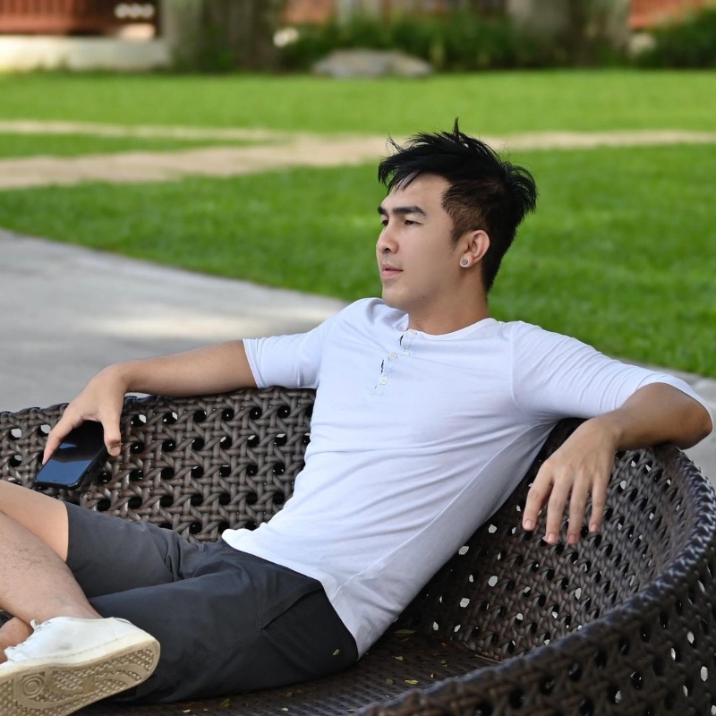 老曾的第一张照片--宜昌相亲服务中心