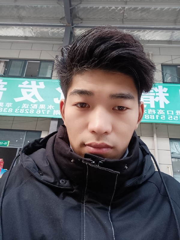 AA的第二张照片--宜昌相亲服务中心