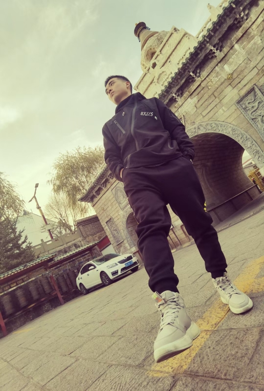 相会的第一张照片--宜昌相亲服务中心