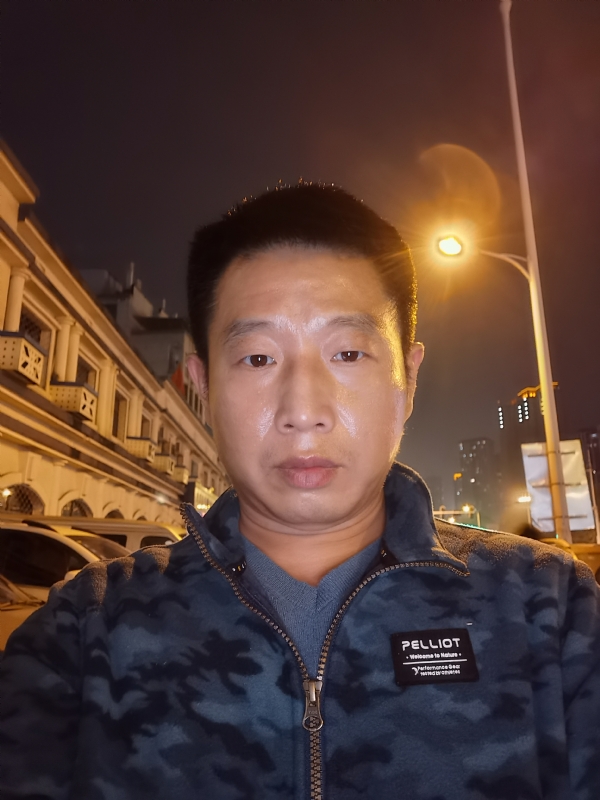 偷偷说的第二张照片--宜昌相亲服务中心