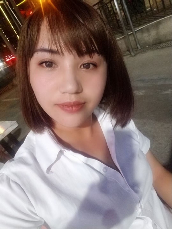 CC的第二张照片--宜昌相亲服务中心