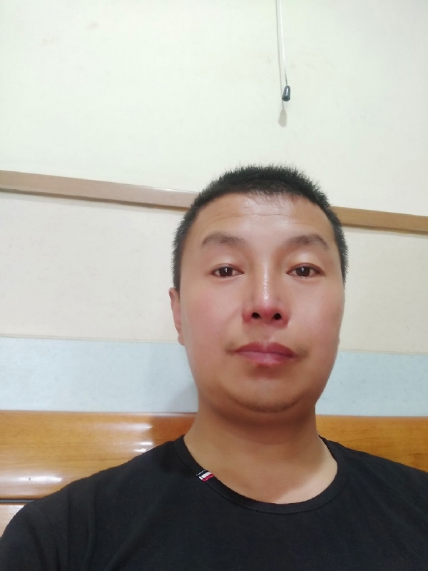 快乐的小鱼儿的第一张照片--宜昌相亲服务中心