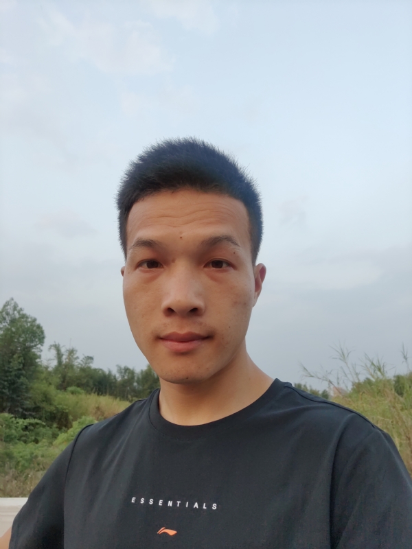 大龙的第一张照片--宜昌相亲服务中心