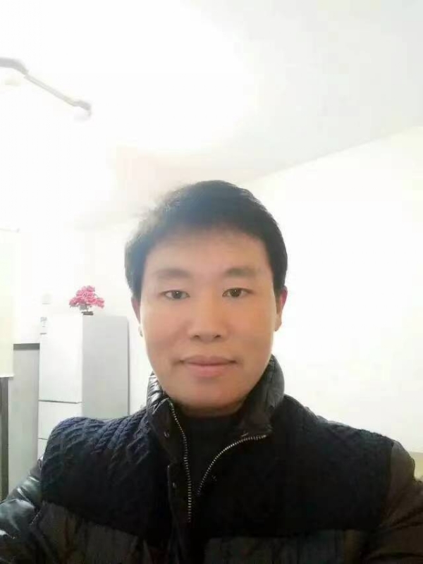 擎天柱的第二张照片--宜昌相亲服务中心