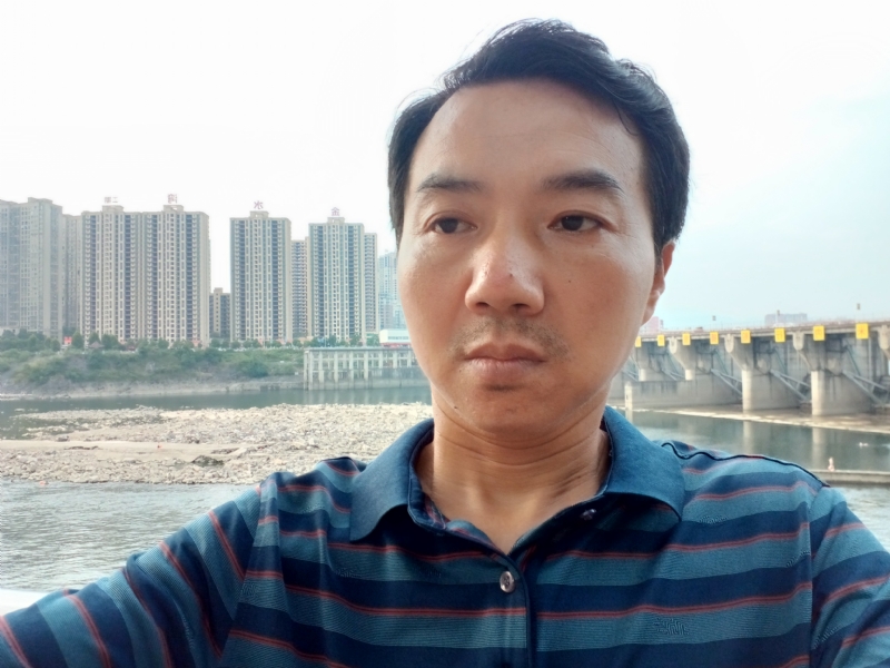 yangguang的第一张照片--宜昌相亲服务中心