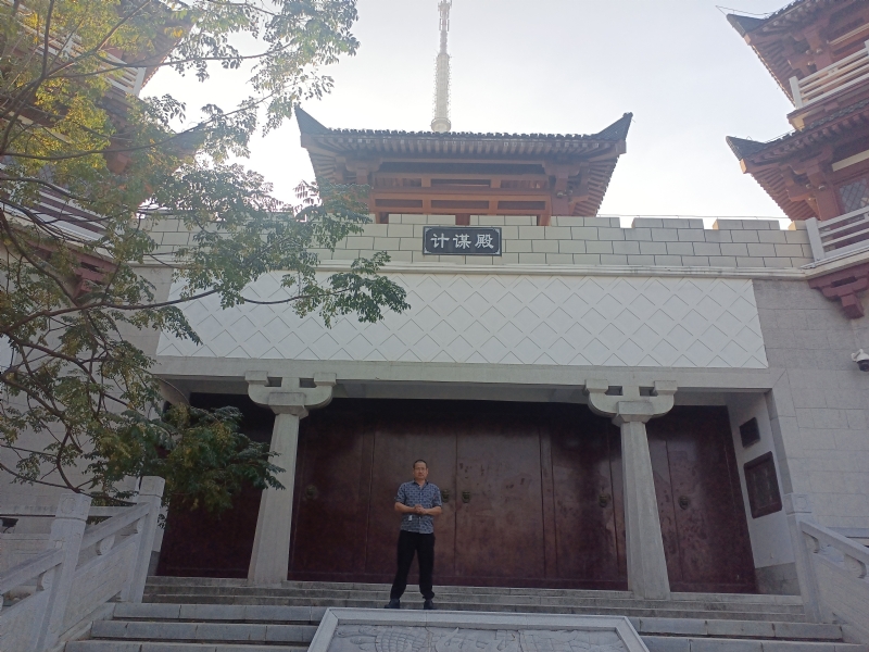 春夏秋冬的第一张照片--宜昌相亲服务中心