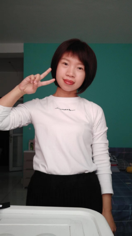 向日葵的第一张照片--宜昌相亲服务中心