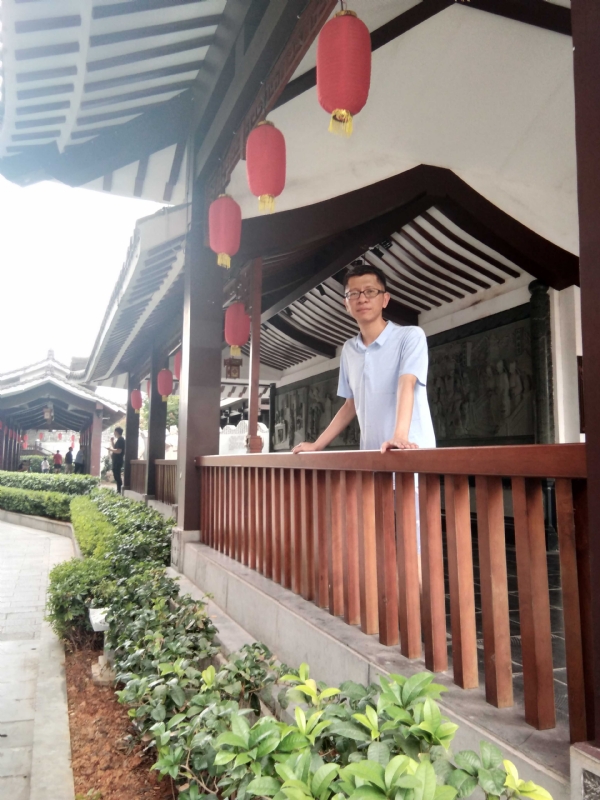 lijian的第一张照片--宜昌相亲服务中心