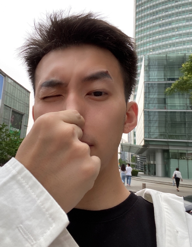 绝世大冤种的第四张照片--宜昌相亲服务中心