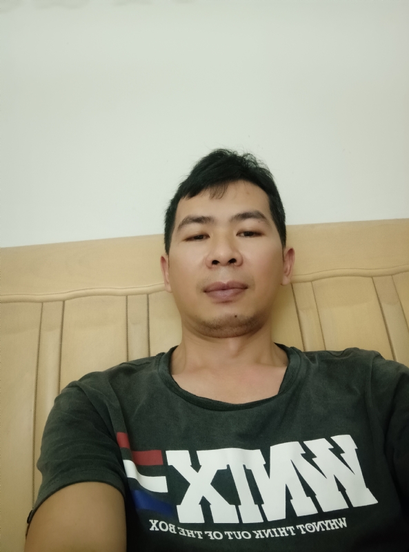 小伙子的第四张照片--宜昌相亲服务中心