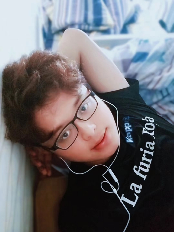 默铭芷的第一张照片--宜昌相亲服务中心